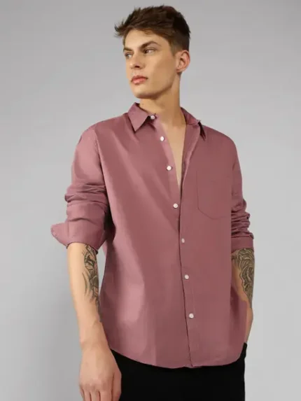 Men Slim Fit Solid Spread Collar Casual Shirt