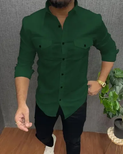 Men Regular Fit Solid Spread Collar Casual Shirt